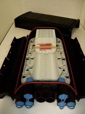 3M 7100010056 Тело муфты BPEO III, 6 круглых кабельных вводов, 5-18 мм, 1 овальный,5-27 мм