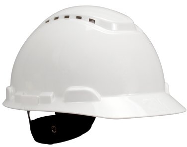 7000104141 3M™ Каска защитная H-700C-VI с вентиляцией, цвет белый