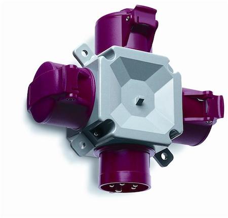 ABB 2CMA168122R1000 Three way adaptor, 6h, 16A, IP44, 3P+E