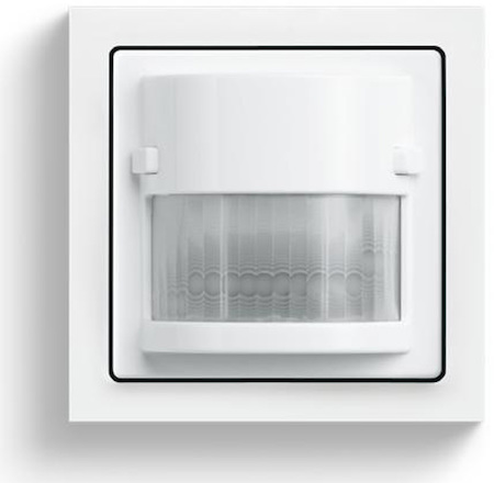 ABB 2CKA006800A2642 Датчик движения Busch-W?chter 180 UP Сенсор Комфорт II, с мультилинзой, basic55, шампань