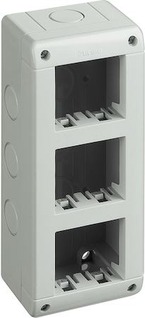 BTicino 25406V Защищенный корпус IP40 2+2+2 модуля вертикальный