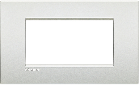 BTicino LNC4804PR LivingLight Рамка AIR 4 модуля, цвет Белый жемчуг