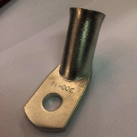 ДКС 2Q16CM Наконечник под пайку, листовой гнутые под 45° 300 кв.мм винт 16 мм