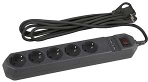 ERA Б0019036 USF-5es-1.5m-USB-B Сет.фильтр ЭРА (черный) с заземл, 3x0,75мм2, с выкл, 5гн+2USB, 1.5м