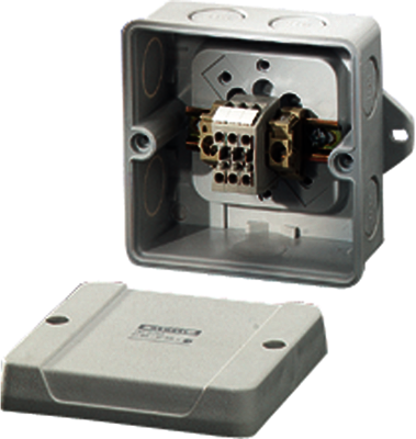 Hensel 6000025 RD 9123 - Коробка ответвительная , IP 55 (ESM) / IP 65 (AKM), размер 88х88х53, c внешним креплением, цвет серый, материал полистирол, опрессовка на 7 вводов М20, наборная клемма из 3 клемм WKM 2,5/15, под кабель до 1,5-2,5 мм2, кабельные ввода заказываютс