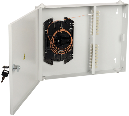 IEK FOBX16-N-12SCUS03 ITK Оптический настенный распределительный кросс укомплектованный: адаптеры SC (Simplex) 12шт;  пигтейлы SC/UPC 50/125 (OM3); сплайс-кассета; КДЗС