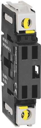 Legrand 022490 Главн.выкл.3р20А690В дверн.монт