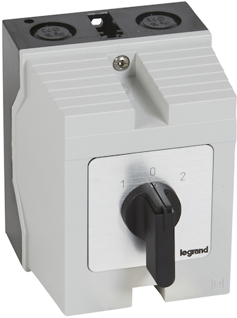 Legrand 027733 Pr17 Инвер С 0 4P Бокс