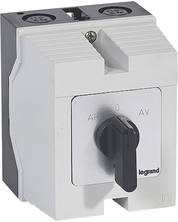 Legrand 027781 Pr26 Защ. Двиг. Инвер 1V Бокс