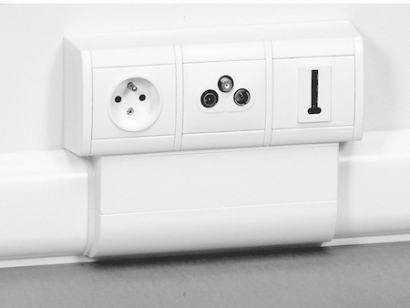 Legrand 031699 Sagane Рамка д/пл. 20х12,5 3п