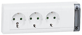 Legrand 050625 Блок розет.3х2К+З 16А нем.стд.