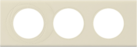 Legrand 069433 CLN2 Рамка 3п Кожа макиато