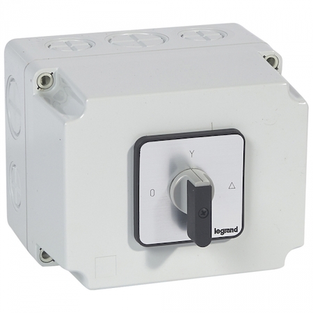 Legrand 028600 DMX³ - 1600, 42 кА, 3P, 630 A, стацион