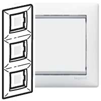 Legrand 774497 Valena Рамка 3п.верт.бел-серый