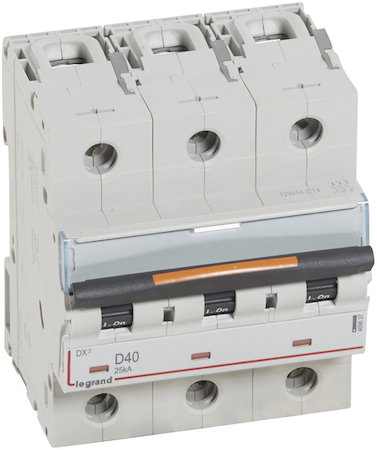 Legrand 409837 Авт.выкл.DX3 3П D40A 25кА