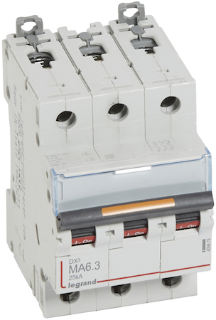 Legrand 409879 Авт.выкл.DX3 3П MA6,3A 25кА