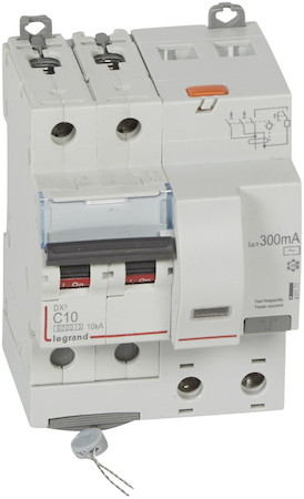 Legrand 411171 АВДТ DX3 2П C10А 300MA-AC 4м