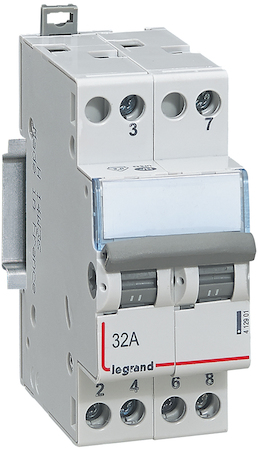 Legrand 412903 CX3 Переключатель 2ПК со ср.точкой 32A