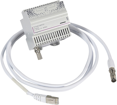 Legrand 413019 Сплитер TV. Коаксиальный вход- 4 выхода RJ45. Размер: 4DIN