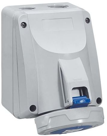 Legrand 555454 Розетка наклад. 32А 2К+З 230В IP67