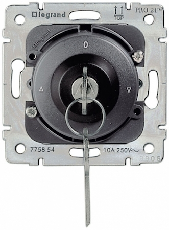 Legrand 775854 G.L.Вкл.со шнурком 2П PRO21