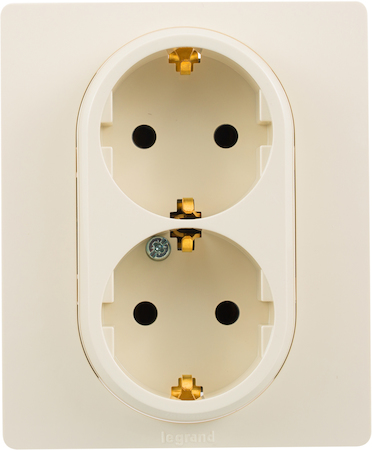 Legrand 672323 Розетка 2X2К+З СЛНК ETIKA