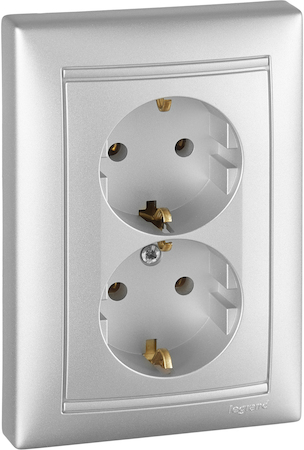 Legrand 694335 Роз.Valena нем.ст.2х2Р+Т(Алюм)