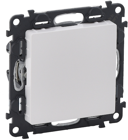 Legrand 755180 VLN-l БЕЛ Заглушка