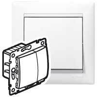 Legrand 694289 Светорегулятор Valena 60-600Вт, белый