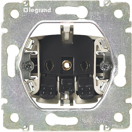 Legrand 770211 Розетка 2К+З авт шт АЛМ VLN
