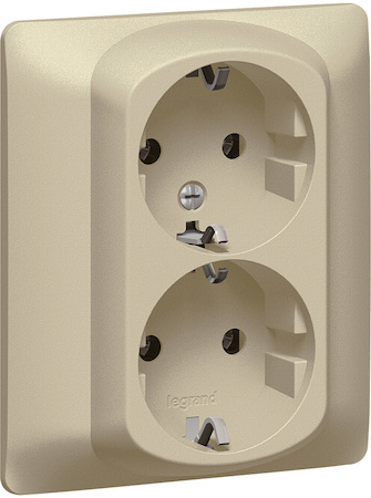Legrand 771431 G.Life Роз.2х2К+З,titanium Шт.