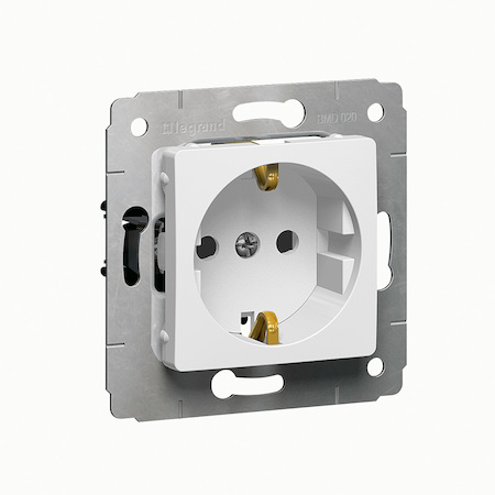 Legrand 773621 Розетка 2К+З шт БЕЛ CAR