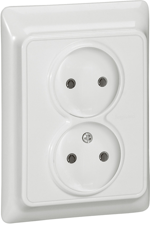 Legrand 782112 Розетка 2х2К 16AX Белый