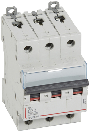 Legrand 409257 Авт.выкл.DX3 3П C32A10kA/16kA