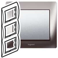 Legrand 771947 Рамка 3п вер Bl.Nickel GL