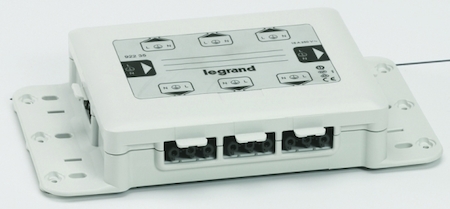Legrand 092235 Кор. распр.3П черный 6 выходов