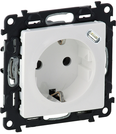Legrand 753135 VLN-l Рзк 2К+З/USB C БЕЛ 