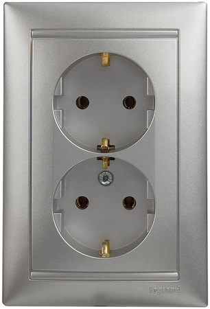 Legrand 770100 Розетка 2X2К+З в сборе АЛМ VLN