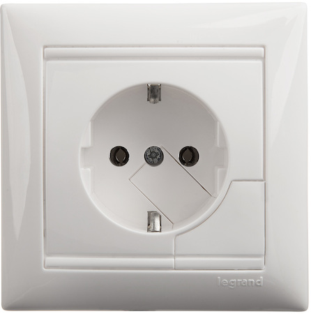 Legrand 774394 Розетка 2К+З мех.выт. БЕЛ VLN