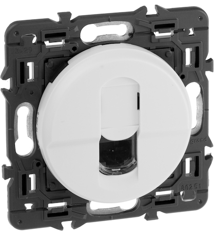 Legrand SET-1-067344-03 Celiane Розетка RJ45 UTP Cat. 6 Белый