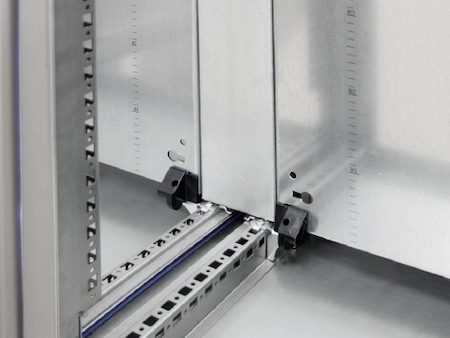 Rittal 4000508 HD Соединитель МП 1800мм оцинк. 1.4301 1шт
