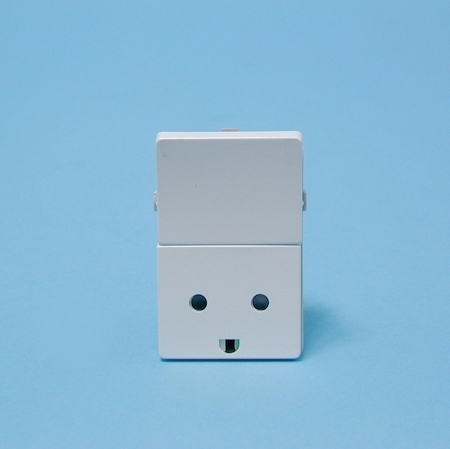 Schneider Electric 780455 СОЕДИНИТЕЛЬ КРЫШКИ 400ММ, ГОР.ОЦИНК