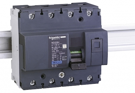 Schneider Electric 18734 АВТОМАТИЧЕСКИЙ ВЫКЛ. NG125H 4П 20A C