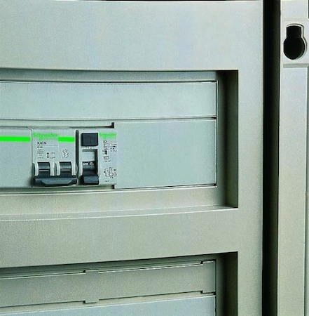 Schneider Electric NSYATPUND ЗАГЛУШКА ДЛЯ ВЫРЕЗОВ НА ПАНЕЛЯХ ДЛИННА110ММ
