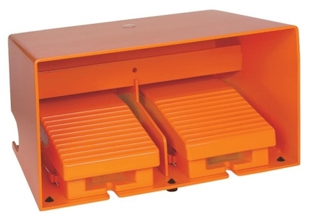 Schneider Electric ДВОЙНОЙ ПЕДАЛ. ПЕРЕКЛЮЧ. XPER3110D