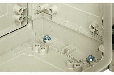 Schneider Electric NSYPLAT1574R ШКАФ С РЕБР. ДВ/ВЕНТИЛ. 1