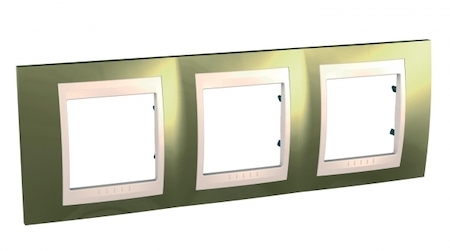 Schneider Electric MGU66.006.504 UNICA ХАМЕЛЕОН РАМКА 3-постовая, горизонтальная, БЕЖЕВЫЙ/ ЗОЛОТО
