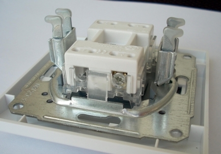 Schneider Electric MGU7.892 UNICA МОНТАЖНЫЕ ЛАПКИ