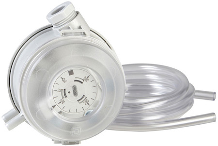 Schneider Electric 004701060 Реле давления воздуха дифф. SPD910-300Pa, диап.20-300Па