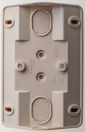 Schneider Electric PA16-108K ЭТЮД O/У двойная угловая РОЗЕТКА с заземлением со шторками 16А, КРЕМОВЫЙ, Россия